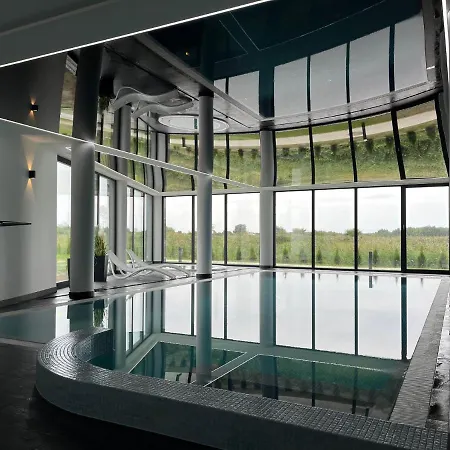 W Westin House *